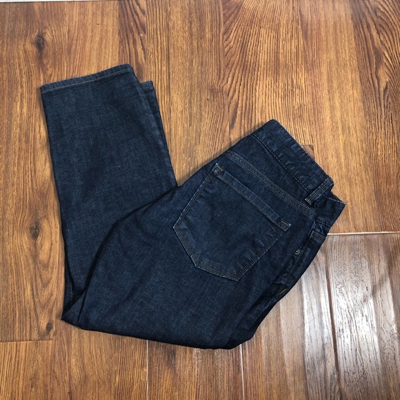 Ann Taylor Jeans Modern Crop Fit - Picture 4 of 5